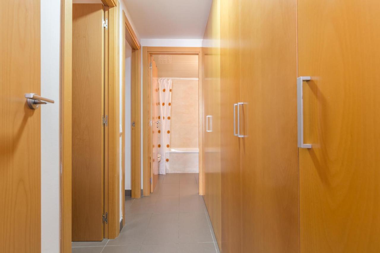 Apartamentos Cornellalux 2 Курналя-да-Любрагат Екстер'єр фото